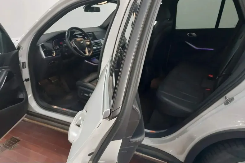 BMW X5 (Seria X) din 2021 cu 99.000 km - oferta BMW260194 - foto 13