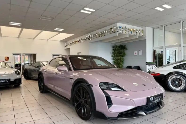 Porsche Taycan din 2024 cu 27.812 km - oferta POR260195 - foto 1