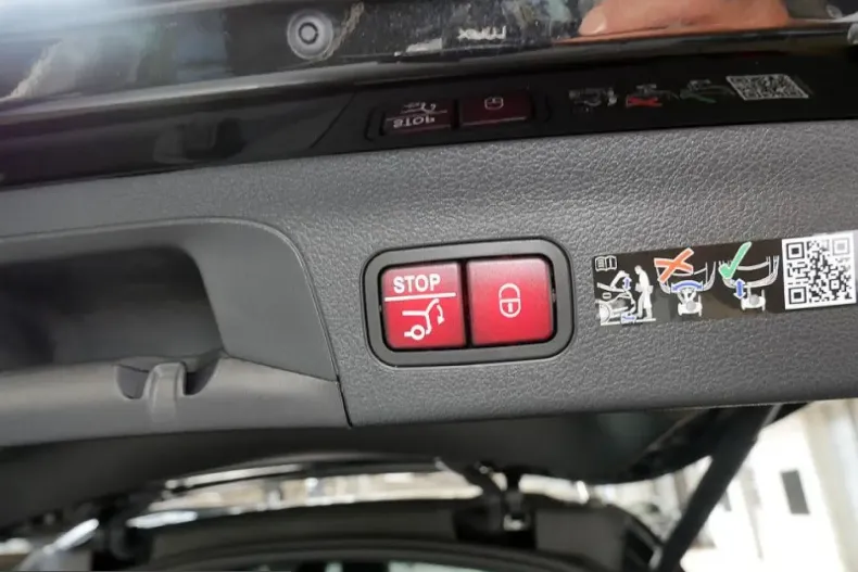 Mercedes-Benz GLS 350 (Clasa GLS) din 2025 cu 12.572 km - oferta MER260207 - foto 11