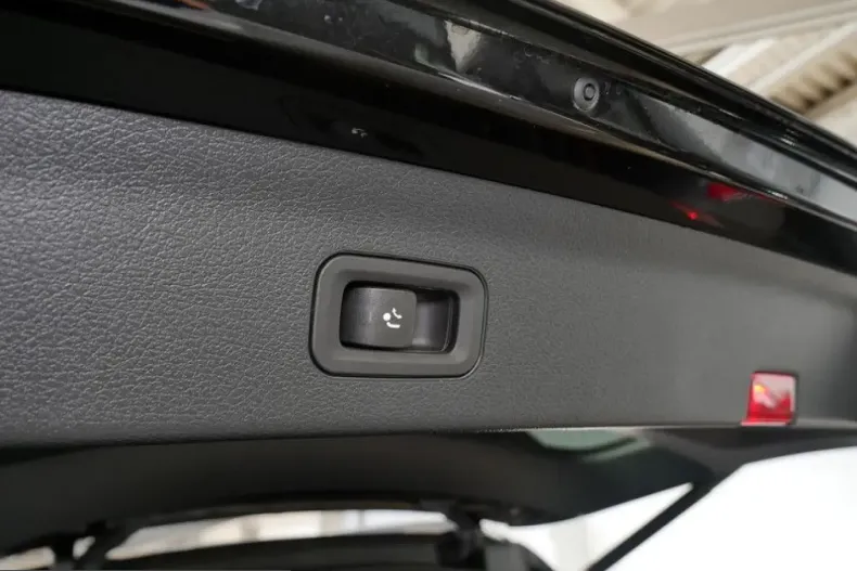 Mercedes-Benz GLS 350 (Clasa GLS) din 2025 cu 12.572 km - oferta MER260207 - foto 12