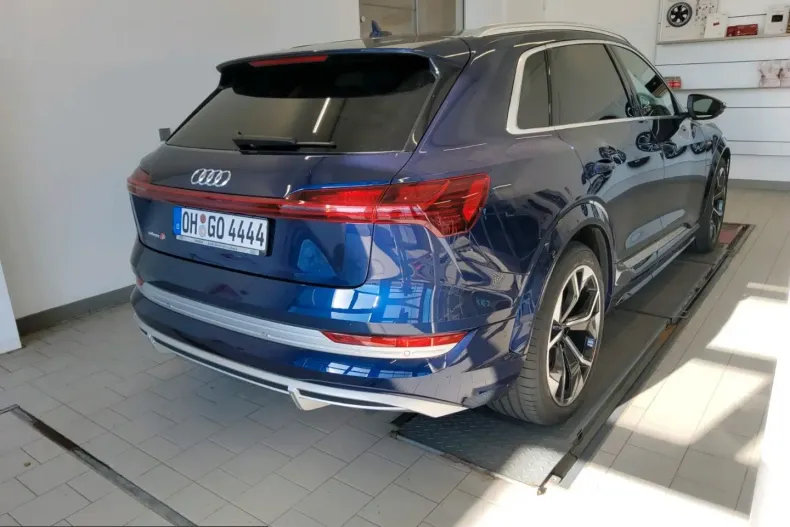 Audi e-tron din 2022 cu 40.250 km - oferta AUD260213 - foto 4