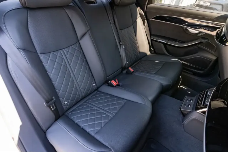 Audi A8 din 2024 cu 31.650 km - oferta AUD260223 - foto 7