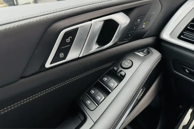 BMW X5 (Seria X) din 2023 cu 76.446 km - oferta BMW260232 - foto 21