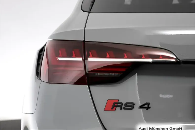 Audi RS4 din 2023 cu 55.956 km - oferta AUD260259 - foto 11