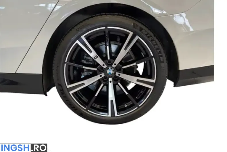 BMW 530 (Seria 5) din 2025 cu 16.000 km - oferta BMW260270 - foto 14