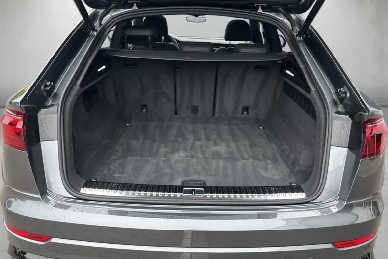 Audi Q8 din 2025 cu 29.500 km - oferta AUD260271 - foto 5