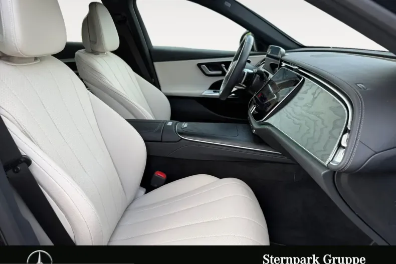Mercedes-Benz E 400 (Clasa E) din 2025 cu 29.900 km - oferta MER260275 - foto 15