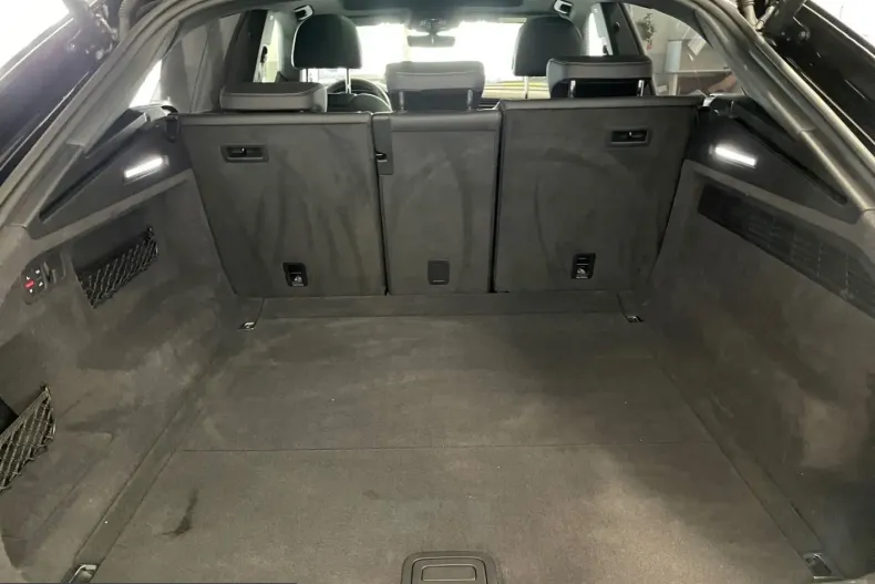 Audi Q8 din 2023 cu 70.050 km - oferta AUD260276 - foto 17