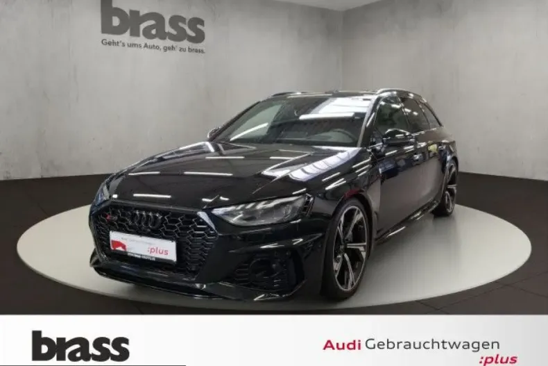 Audi RS4 din 2023 cu 68.425 km - oferta AUD260282 - foto 1