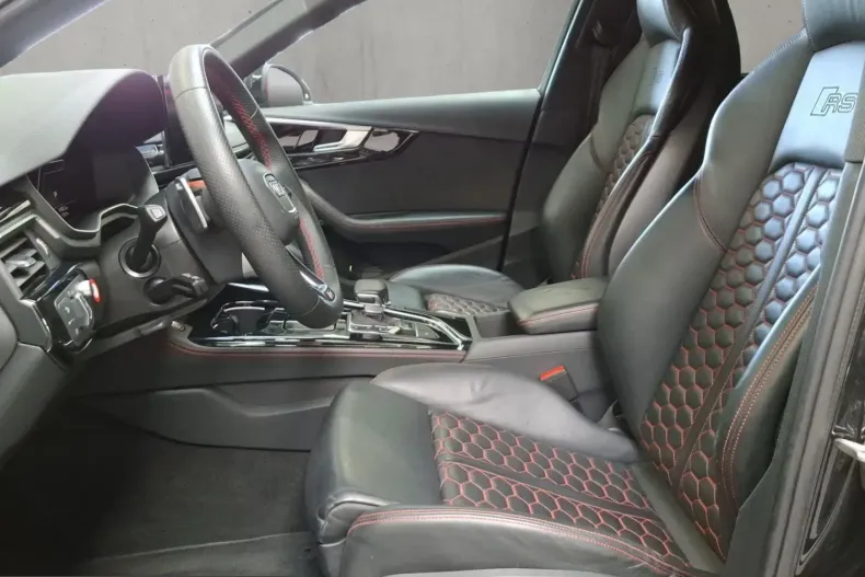 Audi RS4 din 2023 cu 68.425 km - oferta AUD260282 - foto 10