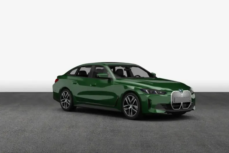 BMW i4 (Seria 4) din 2023 cu 81.128 km - oferta BMW260307 - foto 5