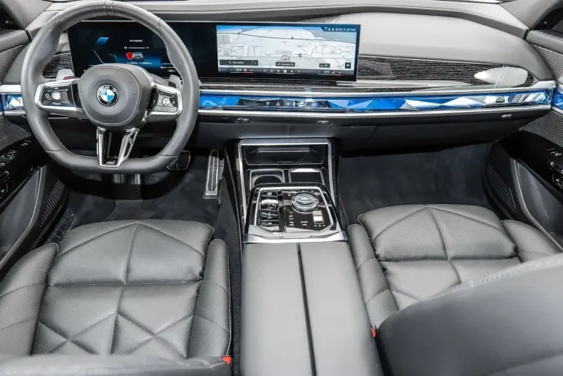 BMW 740 (Seria 7) din 2025 cu 21.299 km - oferta BMW260313 - foto 8