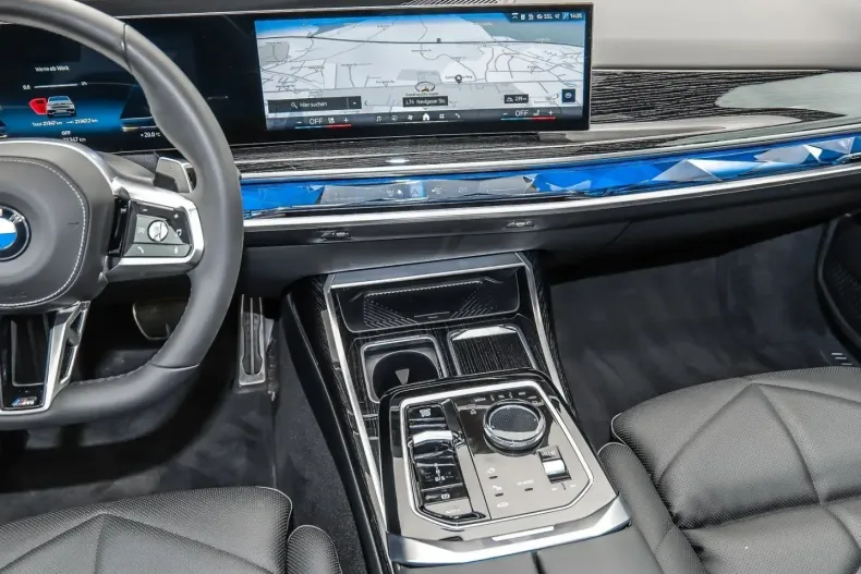BMW 740 (Seria 7) din 2025 cu 21.299 km - oferta BMW260313 - foto 16