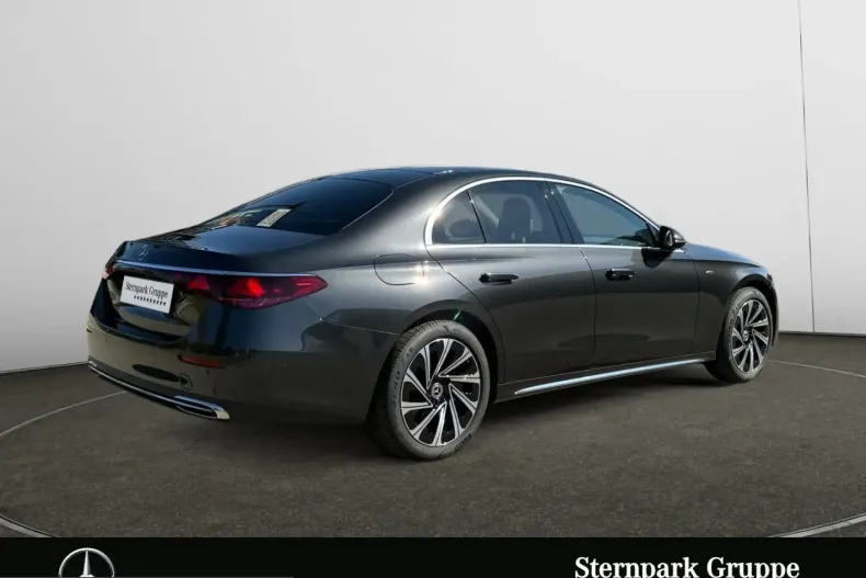 Mercedes-Benz E 300 (Clasa E) din 2025 cu 11.250 km - oferta MER260314 - foto 5