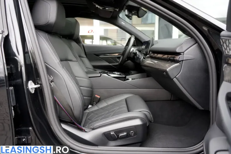 BMW 540 (Seria 5) din 2025 cu 39.400 km - oferta BMW260330 - foto 14