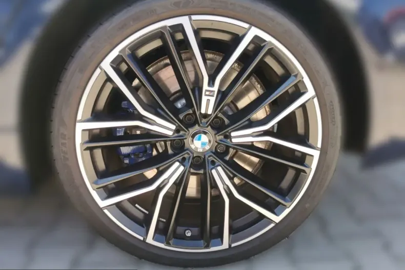 BMW 540 (Seria 5) din 2023 cu 25.738 km - oferta BMW260331 - foto 3