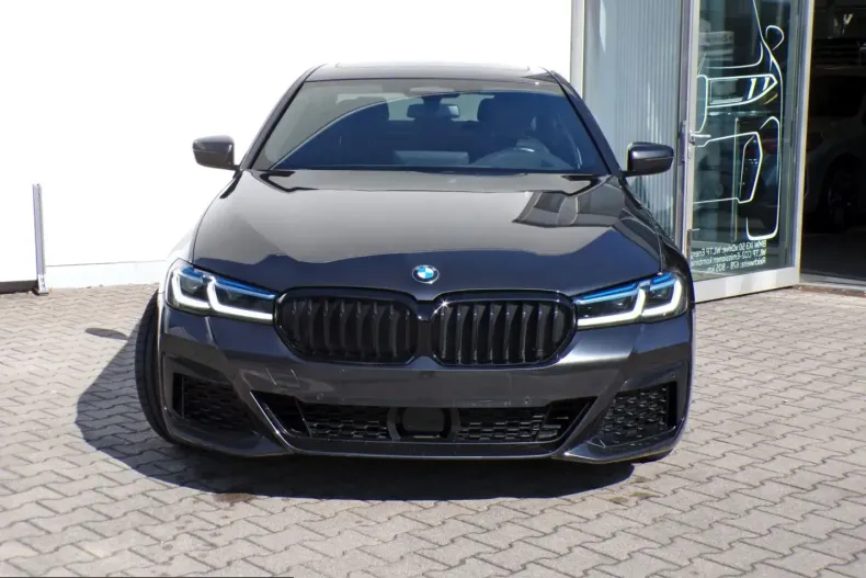 BMW 530 (Seria 5) din 2023 cu 60.268 km - oferta BMW260333 - foto 1
