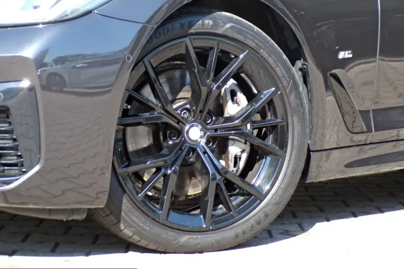 BMW 530 (Seria 5) din 2023 cu 60.268 km - oferta BMW260333 - foto 2