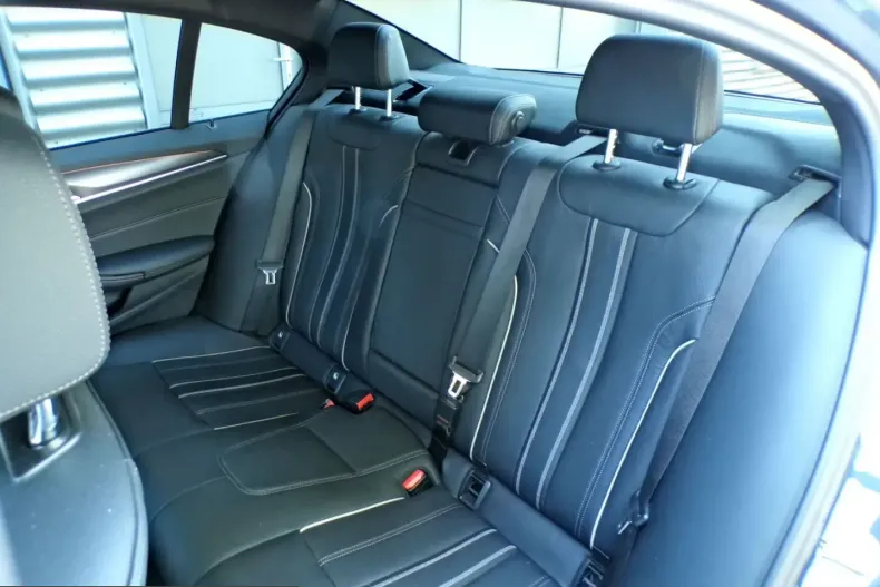 BMW 530 (Seria 5) din 2023 cu 60.268 km - oferta BMW260333 - foto 6