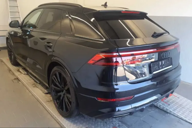 Audi Q8 din 2024 cu 63.500 km - oferta AUD260338 - foto 3