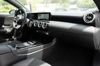 Mercedes-Benz CLA 200 (Clasa CLA) din 2024 cu 27.390 km - oferta MER260376 - foto 2