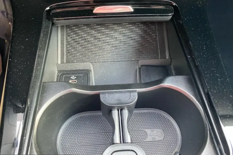 Mercedes-Benz CLA 35 AMG (Clasa CLA) din 2025 cu 3.370 km - oferta MER260381 - foto 19