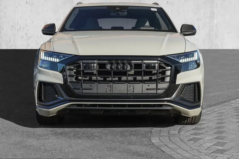 Audi Q8 din 2023 cu 60.827 km - oferta AUD260388 - foto 3