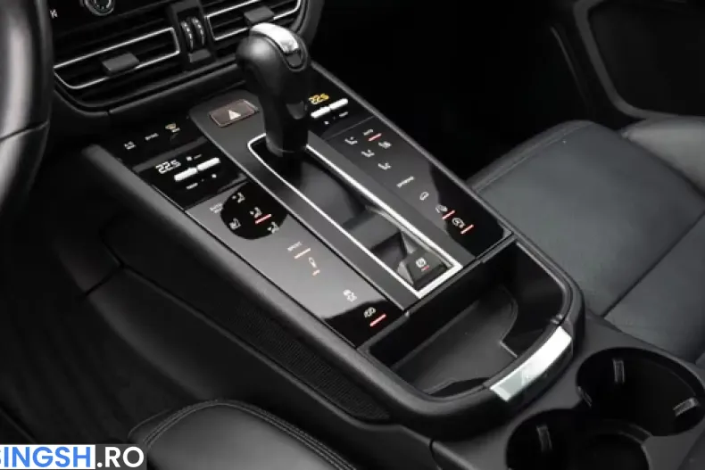 Porsche Macan din 2023 cu 30.690 km - oferta POR260415 - foto 10