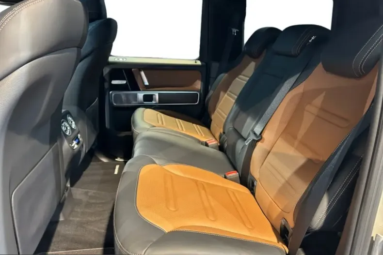 Mercedes-Benz G 450 (Clasa G) din 2024 cu 22.434 km - oferta MER260432 - foto 9