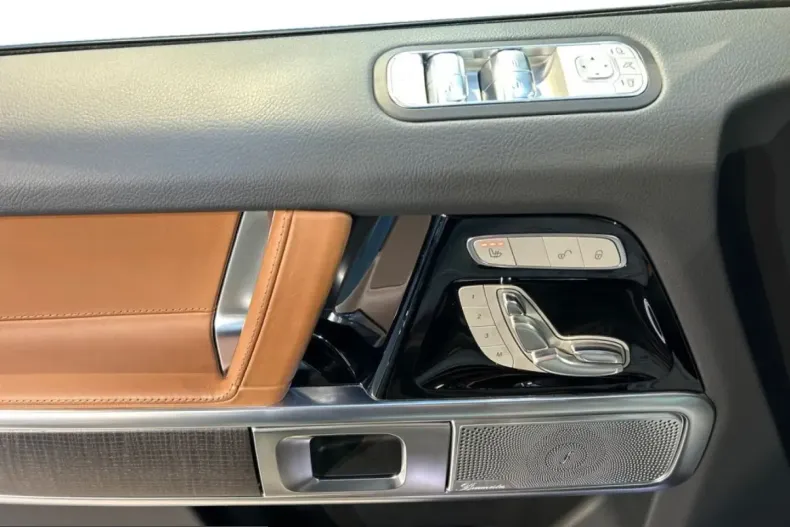 Mercedes-Benz G 450 (Clasa G) din 2024 cu 22.434 km - oferta MER260432 - foto 17