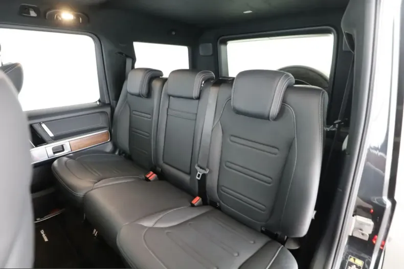 Mercedes-Benz G 450 (Clasa G) din 2025 cu 33.330 km - oferta MER260436 - foto 13