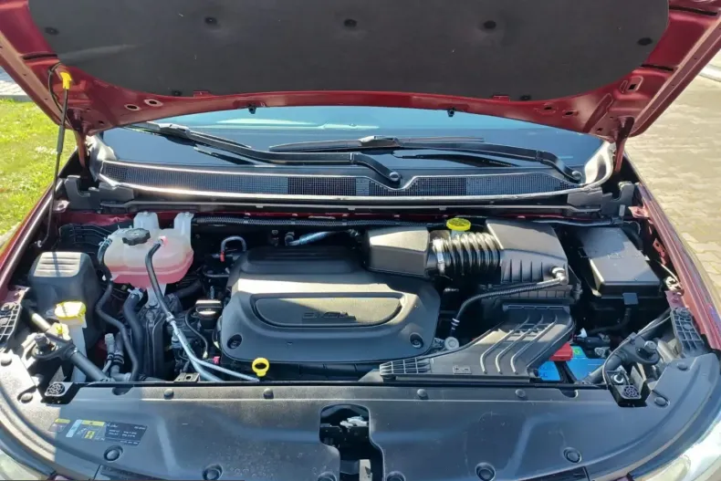 Chrysler Pacifica din 2021 cu 35.555 km - oferta CHR260441 - foto 28