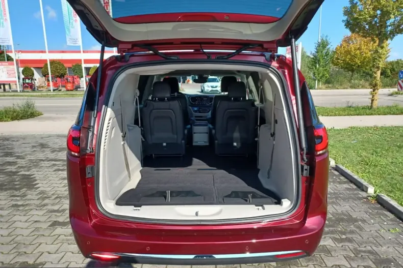 Chrysler Pacifica din 2021 cu 35.555 km - oferta CHR260441 - foto 42