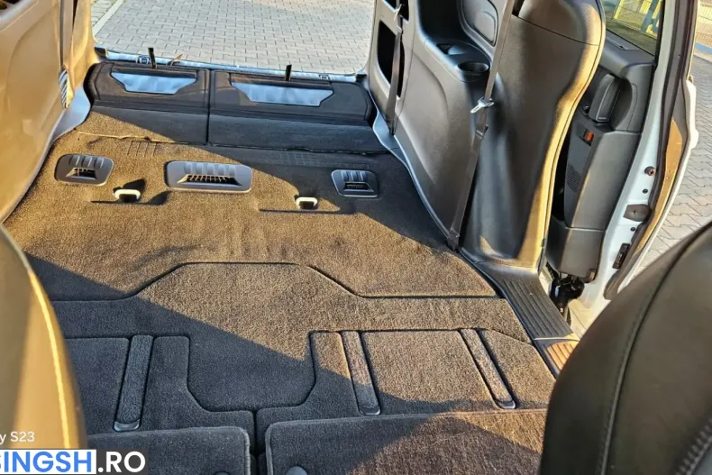Chrysler Pacifica din 2023 cu 28.197 km - oferta CHR260442 - foto 24