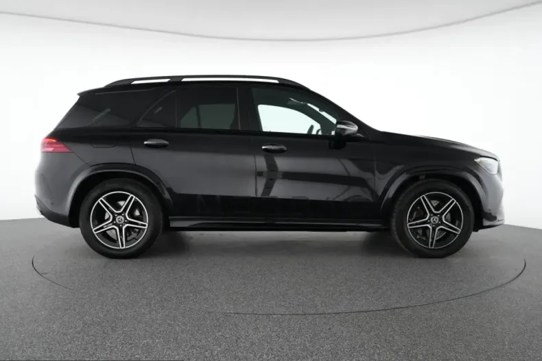 Mercedes-Benz GLE 300 (Clasa GLE) din 2025 cu 18.101 km - oferta MER260444 - foto 10