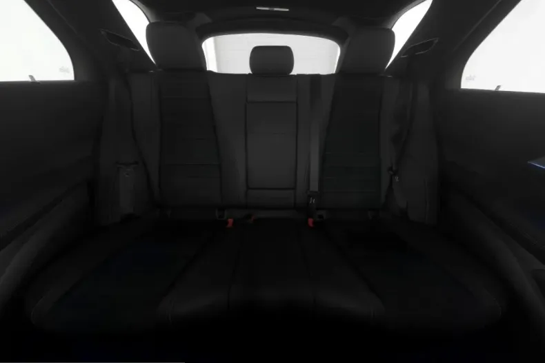 Mercedes-Benz GLE 300 (Clasa GLE) din 2025 cu 18.101 km - oferta MER260444 - foto 20
