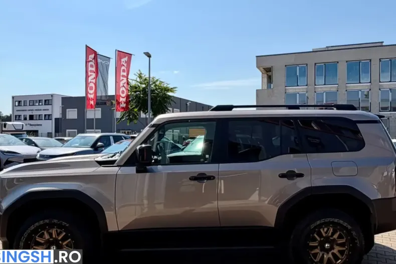 Toyota Land Cruiser din 2024 cu 19.640 km - oferta TOY260460 - foto 5