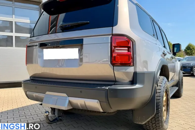Toyota Land Cruiser din 2024 cu 19.640 km - oferta TOY260460 - foto 12