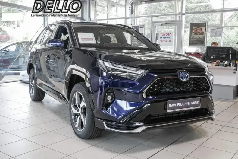 Toyota RAV4 din 2025 cu 8.500 km - oferta TOY260466 - foto 1