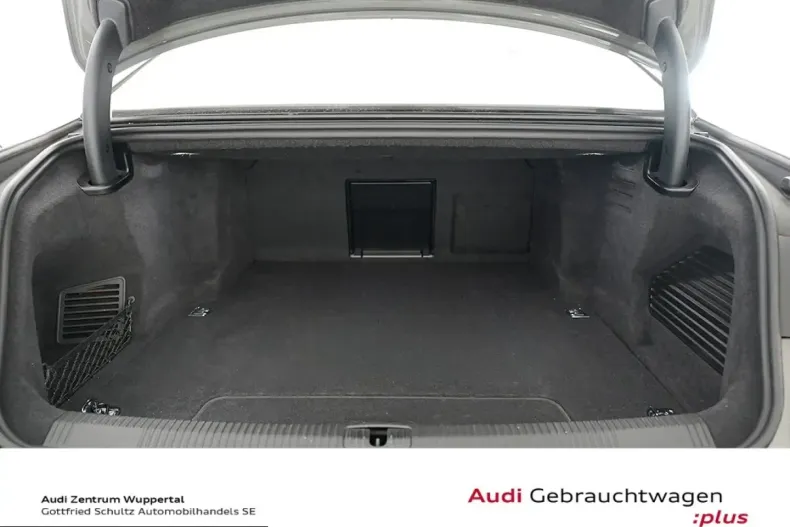 Audi A8 din 2023 cu 73.848 km - oferta AUD260486 - foto 10