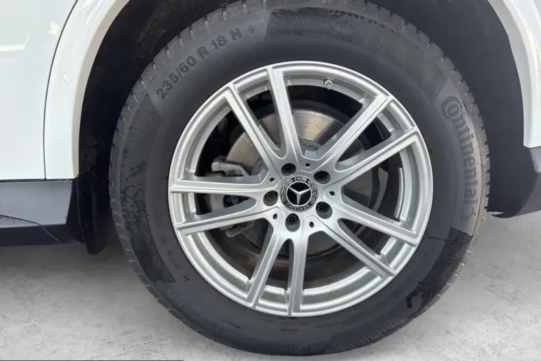 Mercedes-Benz GLC 200 (Clasa GLC) din 2025 cu 19.245 km - oferta MER260495 - foto 4
