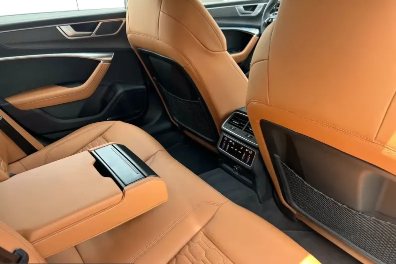 Audi RS7 din 2022 cu 12.947 km - oferta AUD260499 - foto 9