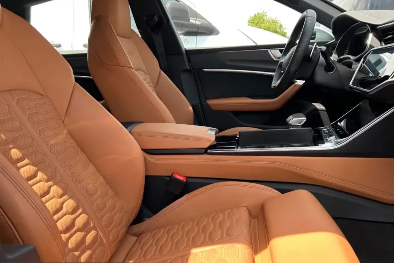 Audi RS7 din 2022 cu 12.947 km - oferta AUD260499 - foto 10