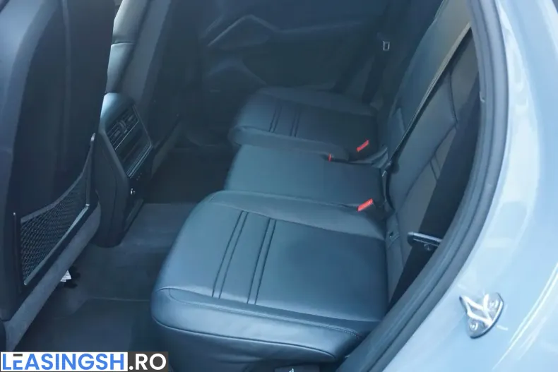 Porsche Cayenne din 2025 cu 14.999 km - oferta POR260510 - foto 45