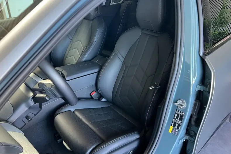 BMW 550 (Seria 5) din 2025 cu 19.900 km - oferta BMW260519 - foto 7