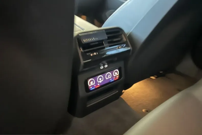 BMW 550 (Seria 5) din 2025 cu 19.900 km - oferta BMW260519 - foto 10