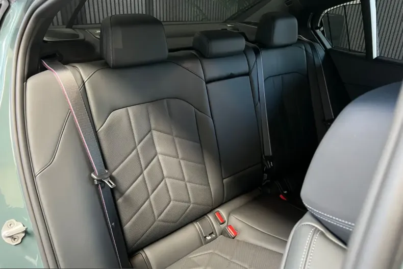 BMW 550 (Seria 5) din 2025 cu 19.900 km - oferta BMW260519 - foto 16