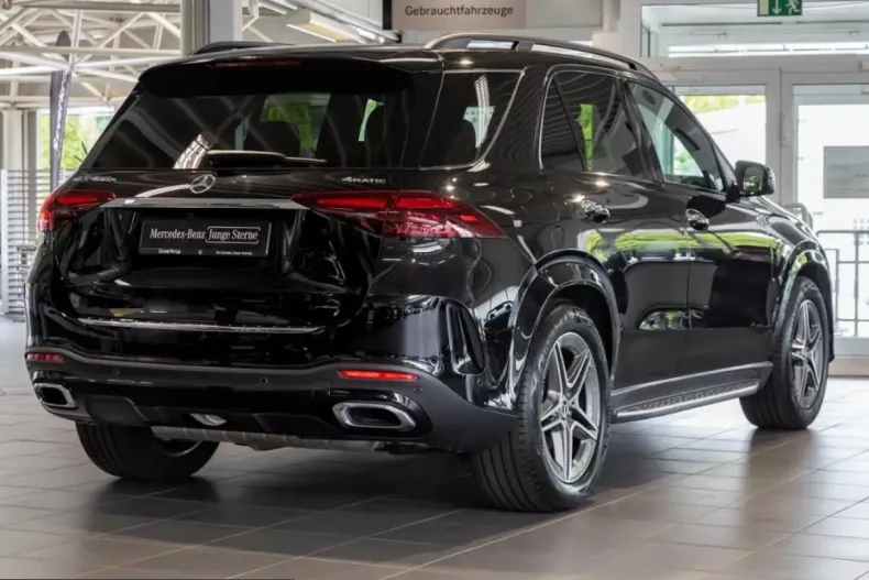 Mercedes-Benz GLE 400 (Clasa GLE) din 2025 cu 9.975 km - oferta MER260577 - foto 3