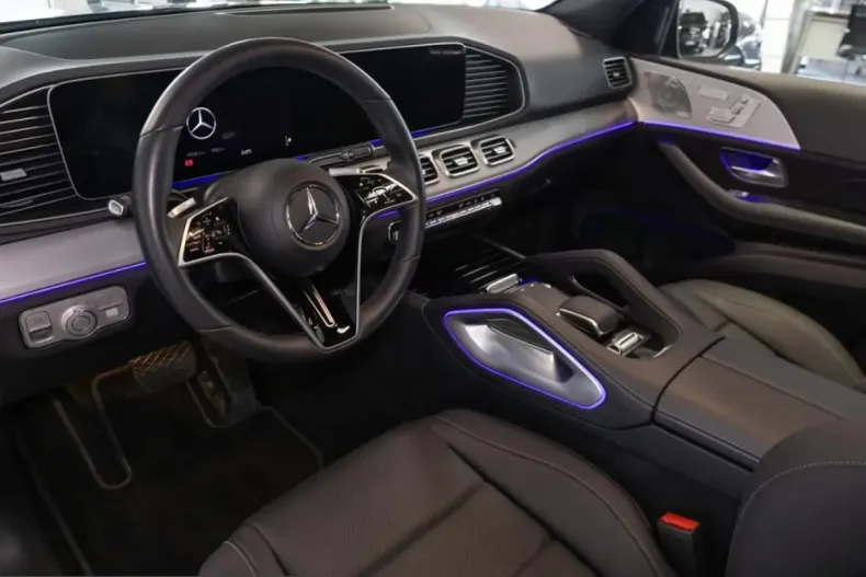 Mercedes-Benz GLE 400 (Clasa GLE) din 2025 cu 9.975 km - oferta MER260577 - foto 6