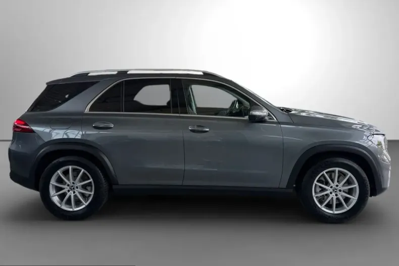 Mercedes-Benz GLE 400 (Clasa GLE) din 2025 cu 15.100 km - oferta MER260579 - foto 8